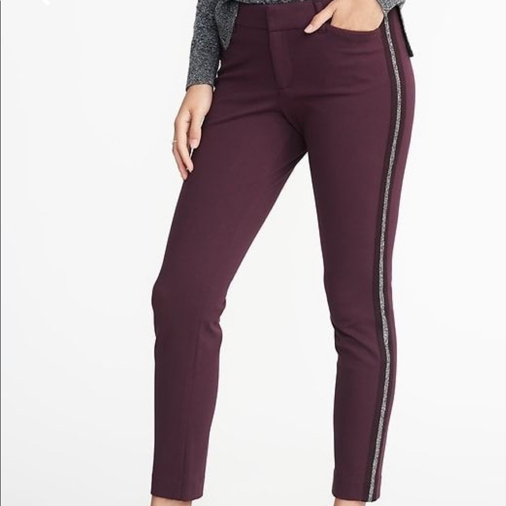 Old navy pixie burgundy pants with silver side stripe 16 Tall